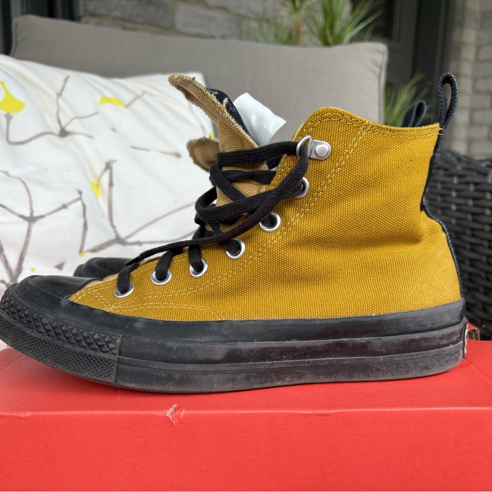 Converse Army green and Black High-Top Sneakers - Picture 2 of 8